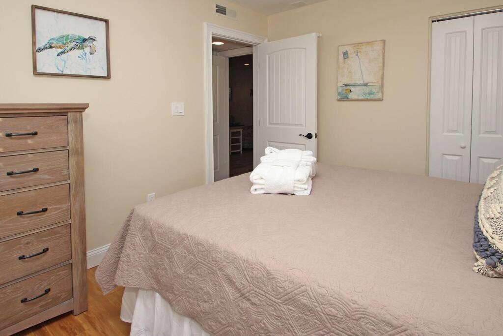Cute 2 Bedroom, 2 Bath Condo At Folly Field Beach Hilton Head Island Kültér fotó