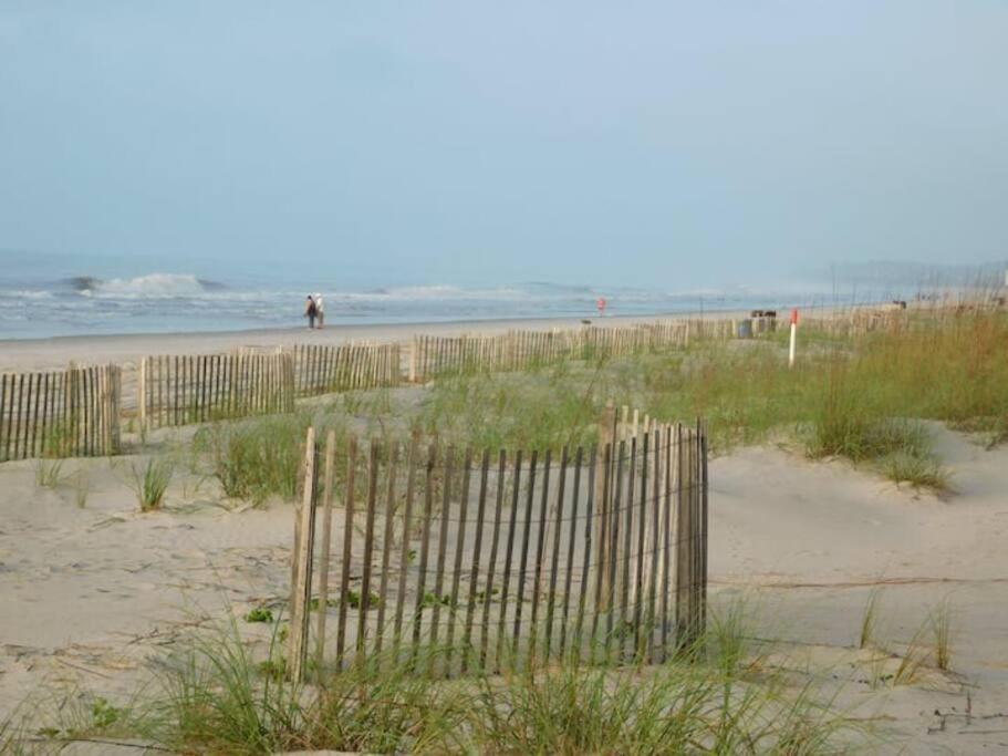 Cute 2 Bedroom, 2 Bath Condo At Folly Field Beach Hilton Head Island Kültér fotó